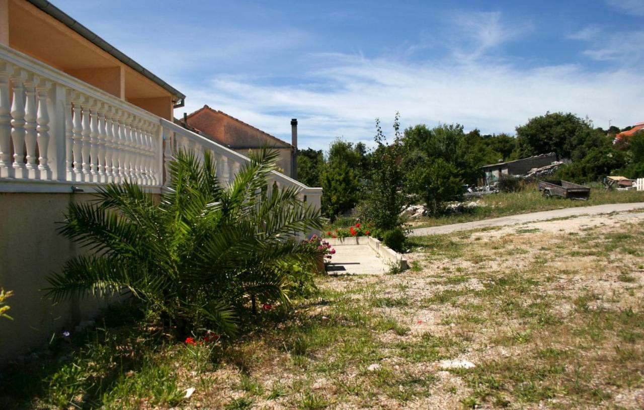 Apartments With A Parking Space Jezera, Murter - 5107 Kültér fotó